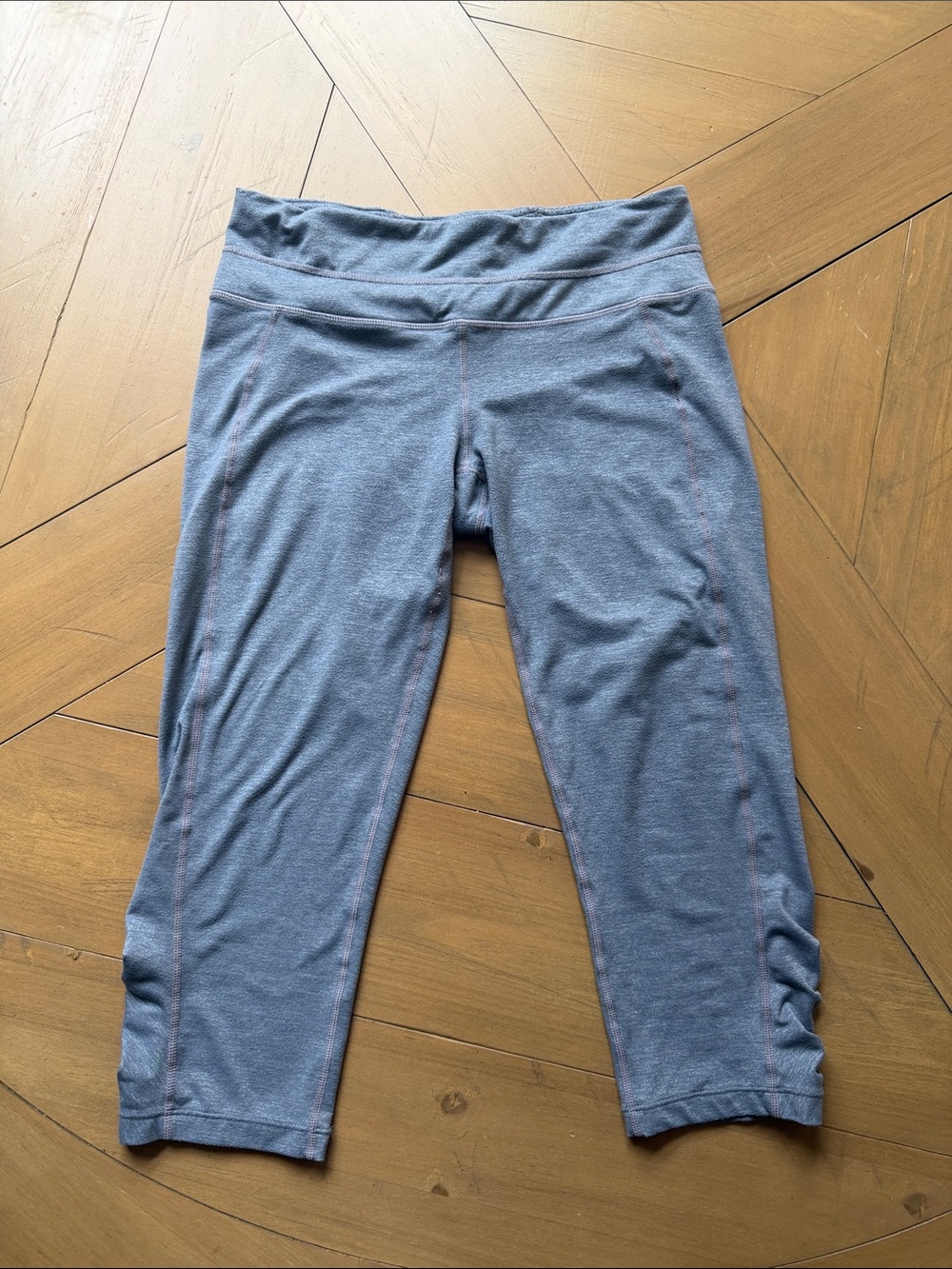 Athleta Heathered Blue Capri Leggings with Pink Stitching
